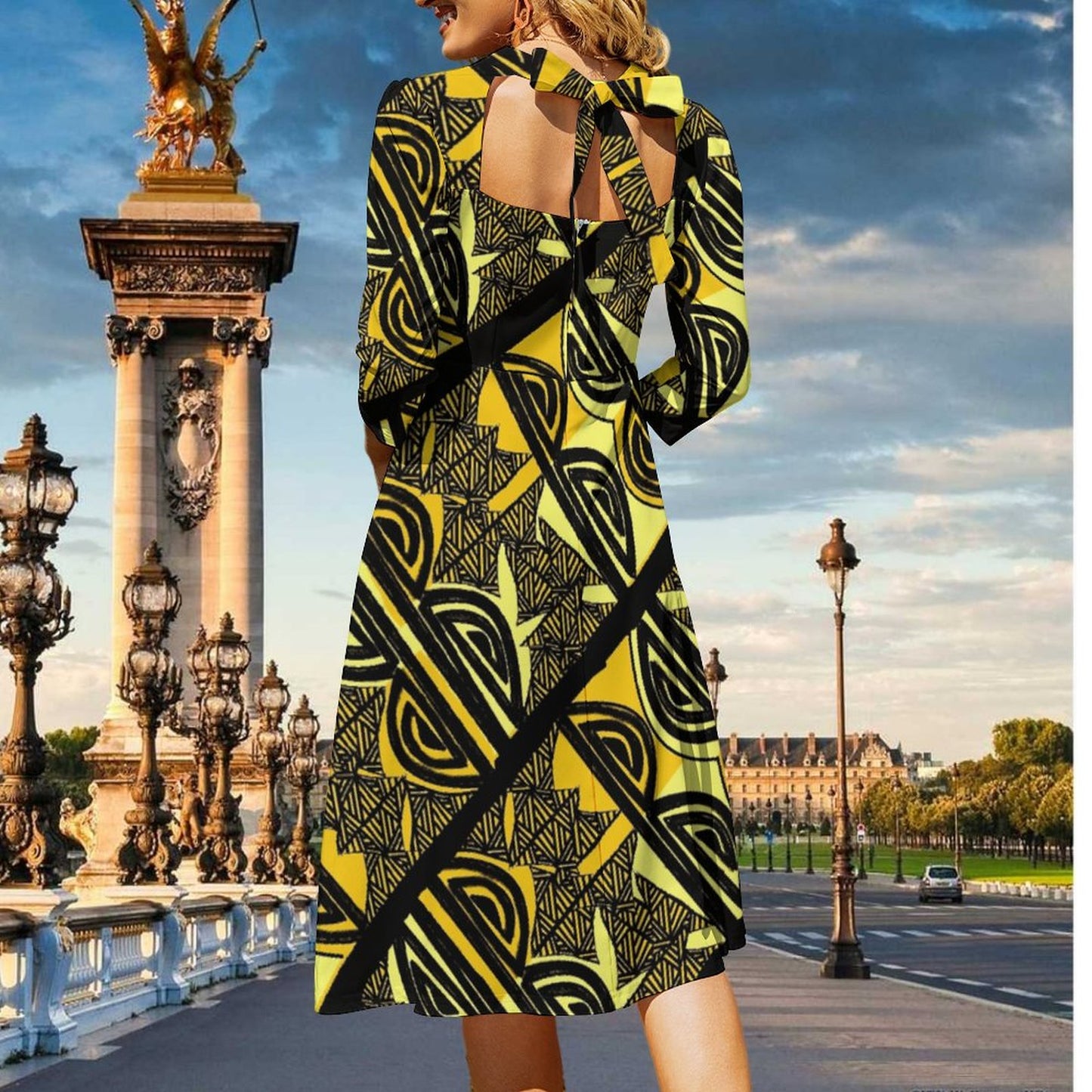 Robe évasée à nœud jaune
