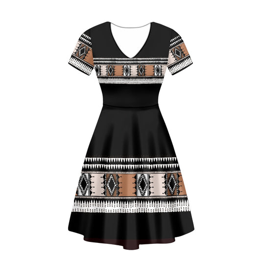 Robe noire imprimée motif tapaki